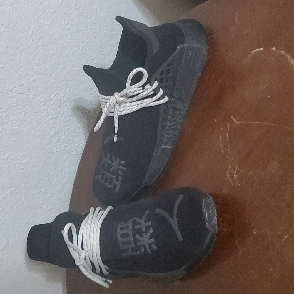 Adidas Pharrell Human Race size 9.5